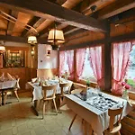 Restaurant Les Lilas Отель