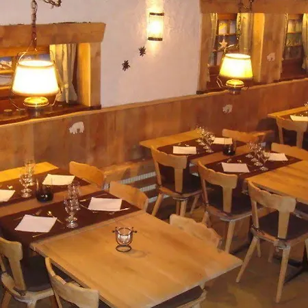 מלון Restaurant Les Lilas לה דיאבלרט