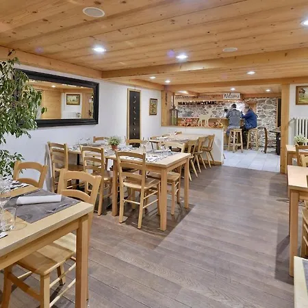 Restaurant Les Lilas 3*