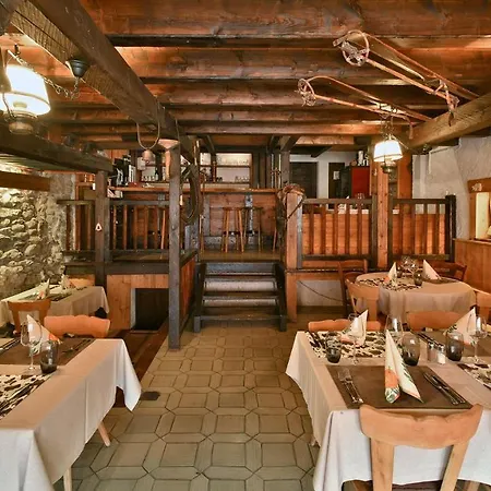 מלון Restaurant Les Lilas