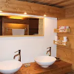 호텔 Restaurant Les Lilas 레디아블러레