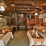 호텔 Restaurant Les Lilas
