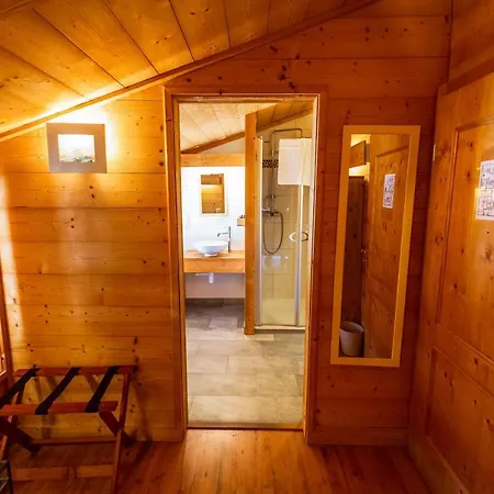 Hotel Restaurant Les Lilas 3*