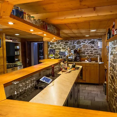 Hotel Restaurant Les Lilas